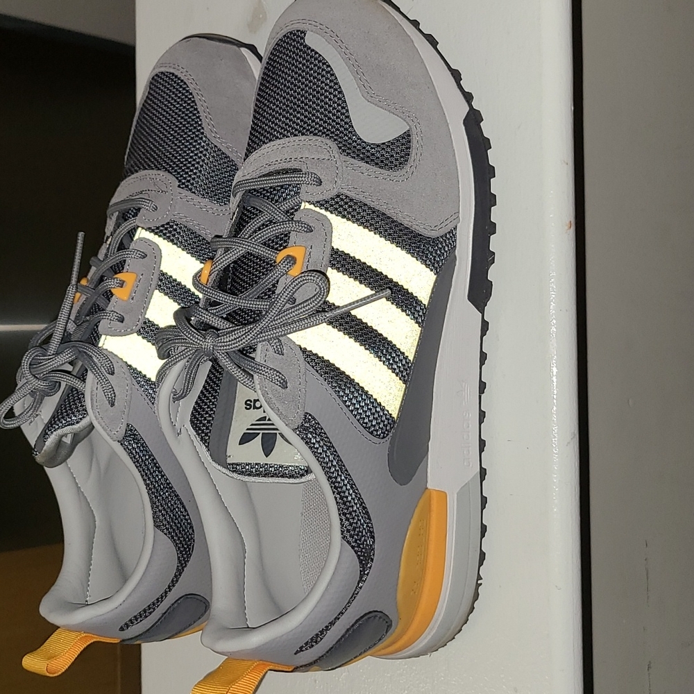 Adidas Originals ZX 700 HD Gray